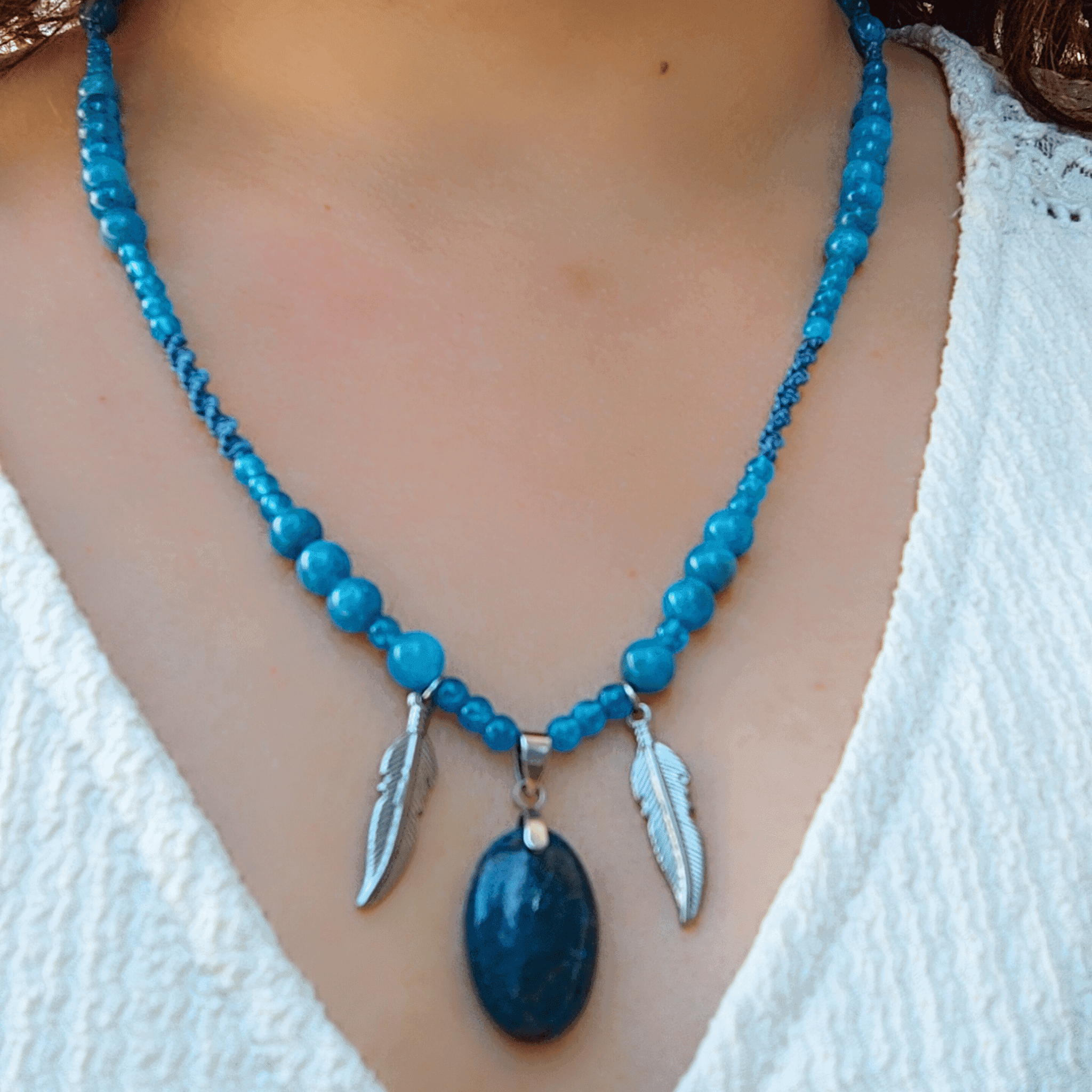 Vagues Intérieures - collier lithothérapie Apatite bleue